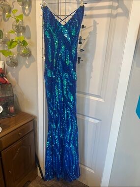 windsor lola high slit dress Lola Formal High Slit Glitzy Glitter Dress main image 0